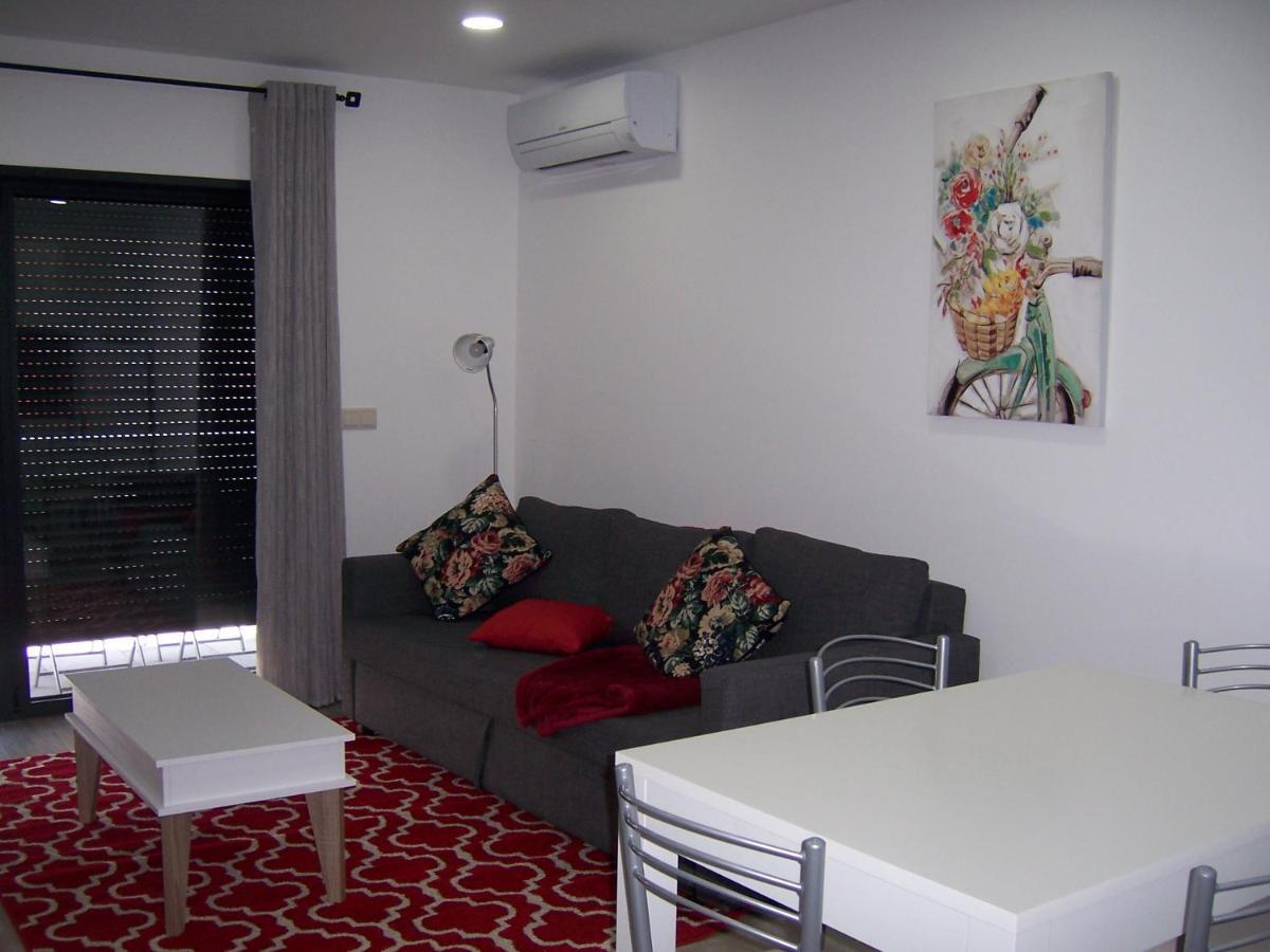 Nc Apartamentos Braganca Luaran gambar